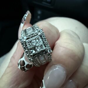 2CT natural diamond 14k solid white gold. Size 7